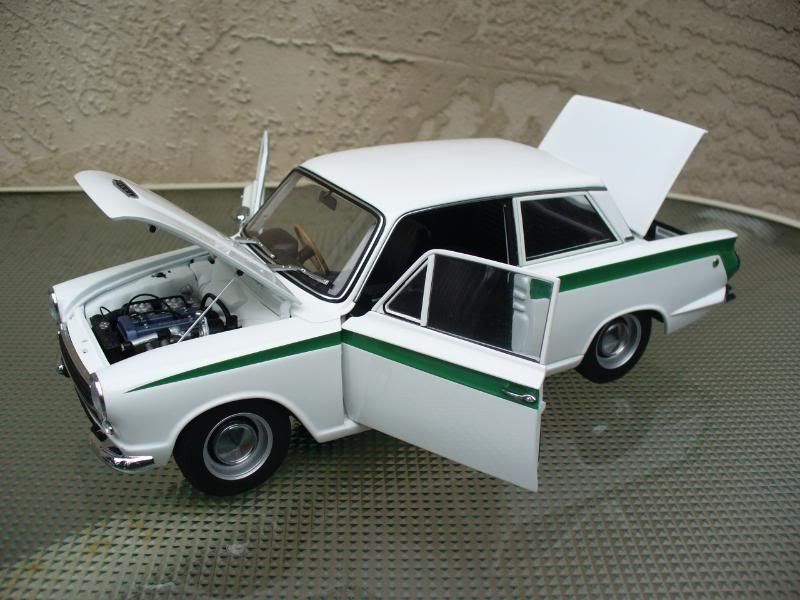autoart lotus cortina